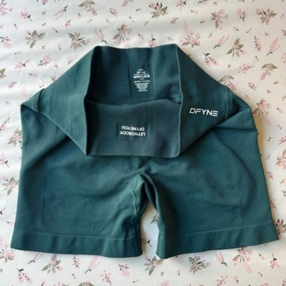 Dfyne impact shorts 4.5" pine green small - Picture 4 of 6